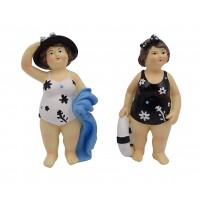 8319 - Beach Fat Lady